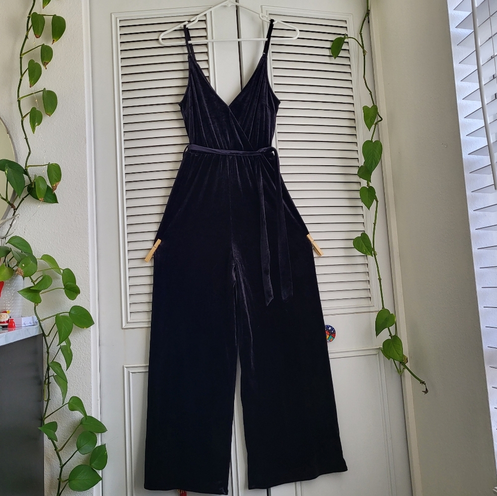 H&M Divided - Velour Jumpsuit Petite
